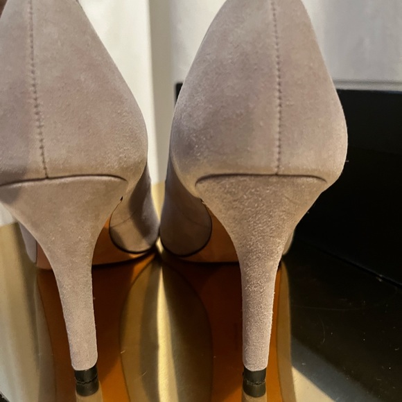 POWDER NUDE SUEDE PUMPS NIB - Picture 4 of 4